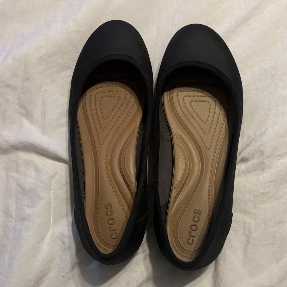 CROCS Women’s Black Slip-On Ballet Flats with Tan Insole